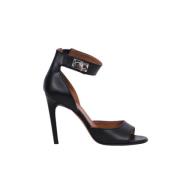 Pre-owned Leather heels Givenchy Pre-owned , Black , Dames