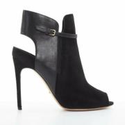 Pre-owned Suede boots Sergio Rossi Pre-owned , Black , Dames