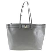 Pre-owned Leather totes Salvatore Ferragamo Pre-owned , Gray , Dames