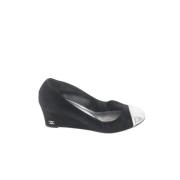 Pre-owned Suede heels Chanel Vintage , Black , Dames