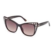 Stijlvolle zonnebril voor vrouwen Guess , Black , Dames