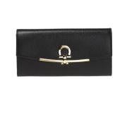 Wallet with a decorative clasp Salvatore Ferragamo , Black , Dames