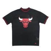 Camiseta bulls nba mesh team logo ovrszd tee chibul New Era , Black , ...