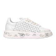 Belle 6283 Witte Leren Sneakers met Intricate Geperforeerde Borduursel...