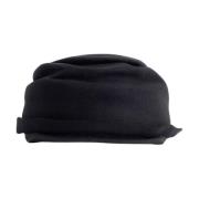 Zwarte oorflappen hoed met gekreukte kroon Horisaki , Black , Unisex