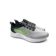 Stijlvolle Comfort Sneakers Nike , Gray , Heren