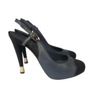 Pre-owned Leather heels Chanel Vintage , Blue , Dames