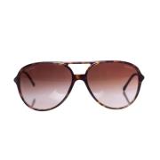 Pre-owned Plastic sunglasses Chanel Vintage , Brown , Dames