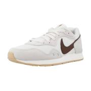 Stijlvolle Venture Sneakers voor vrouwen Nike , Beige , Dames