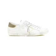 Witte lage top sneakers met verontrustende details Philippe Model , Wh...