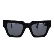 Zonnebril met vierkante vorm, donkergrijze lens en zwart montuur Versa...