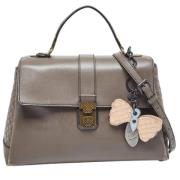 Pre-owned Leather handbags Bottega Veneta Vintage , Beige , Dames