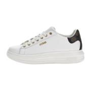 Stijlvolle Logo Sneakers Guess , White , Dames