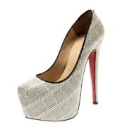 Pre-owned Raffia heels Christian Louboutin Pre-owned , White , Dames