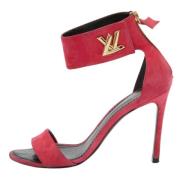 Pre-owned Suede sandals Louis Vuitton Vintage , Pink , Dames