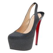 Pre-owned Fabric sandals Christian Louboutin Pre-owned , Gray , Dames