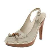 Pre-owned Suede sandals Gucci Vintage , Gray , Dames