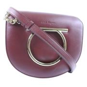 Pre-owned Leather shoulder-bags Salvatore Ferragamo Pre-owned , Red , ...