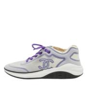 Pre-owned Mesh sneakers Chanel Vintage , Purple , Dames