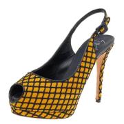 Pre-owned Fabric sandals Giuseppe Zanotti Pre-owned , Yellow , Dames