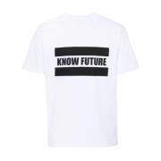 Know Future Wit T-shirt met Voorkant Print Sacai , White , Heren