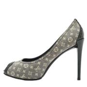 Pre-owned Canvas heels Louis Vuitton Vintage , Gray , Dames