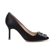 Zwarte Satijnen Beveled Toe Pumps Manolo Blahnik , Black , Dames