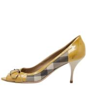 Pre-owned Leather heels Burberry Vintage , Gray , Dames
