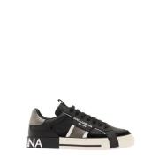 Zwarte Geperforeerde Sneakers Ronde Neus Dolce & Gabbana , Black , Her...