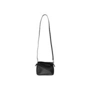 Pre-owned Leather shoulder-bags Loewe Pre-owned , Black , Dames