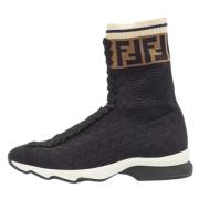 Pre-owned Fabric sneakers Fendi Vintage , Black , Dames