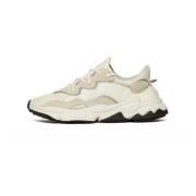 Stijlvolle Ozweego Sneakers voor Mannen Adidas , White , Heren