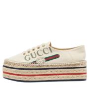 Pre-owned Canvas flats Gucci Vintage , White , Dames