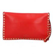 Pre-owned Leather clutches Valentino Vintage , Red , Dames