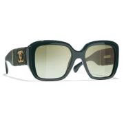 Sunglasses Chanel , Green , Unisex