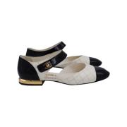 Pre-owned Leather flats Chanel Vintage , White , Dames