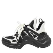 Pre-owned Canvas sneakers Louis Vuitton Vintage , Black , Dames