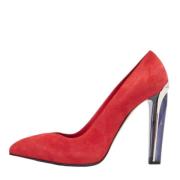 Pre-owned Suede heels Alexander McQueen Pre-owned , Red , Dames