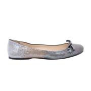 Pre-owned Leather flats Prada Vintage , Gray , Dames