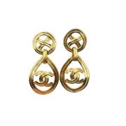 Pre-owned Metal earrings Chanel Vintage , Yellow , Dames