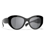 Iconische zonnebril met grijze gepolariseerde lenzen Chanel , Black , ...