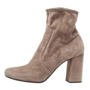 Pre-owned Suede boots Prada Vintage , Brown , Dames