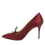 Pre-owned Satin heels Manolo Blahnik Pre-owned , Red , Dames