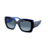 Stijlvolle zwarte zonnebril met blauwe lenzen Chanel , Black , Unisex
