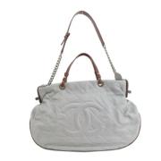 Pre-owned Leather totes Chanel Vintage , Gray , Dames