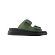 Leather sandals Alexander McQueen , Green , Dames