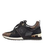 Pre-owned Coated canvas sneakers Louis Vuitton Vintage , Black , Dames