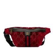 Pre-owned Velvet crossbody-bags Gucci Vintage , Red , Dames