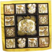 Pre-owned Silk scarves Salvatore Ferragamo Pre-owned , Multicolor , Da...