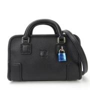 Pre-owned Fabric handbags Loewe Pre-owned , Black , Dames